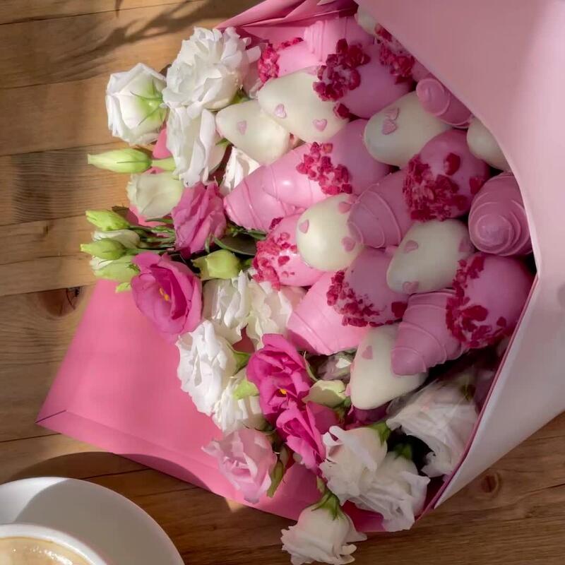 Букет из клубники в шоколаде 