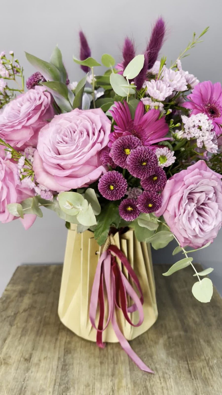 Букет с розами и герберами 