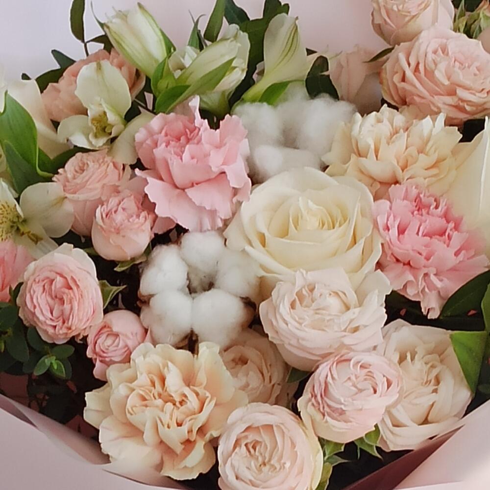 Сборный букет «Романтичное свидание» Сборный букет «Романтичное свидание»