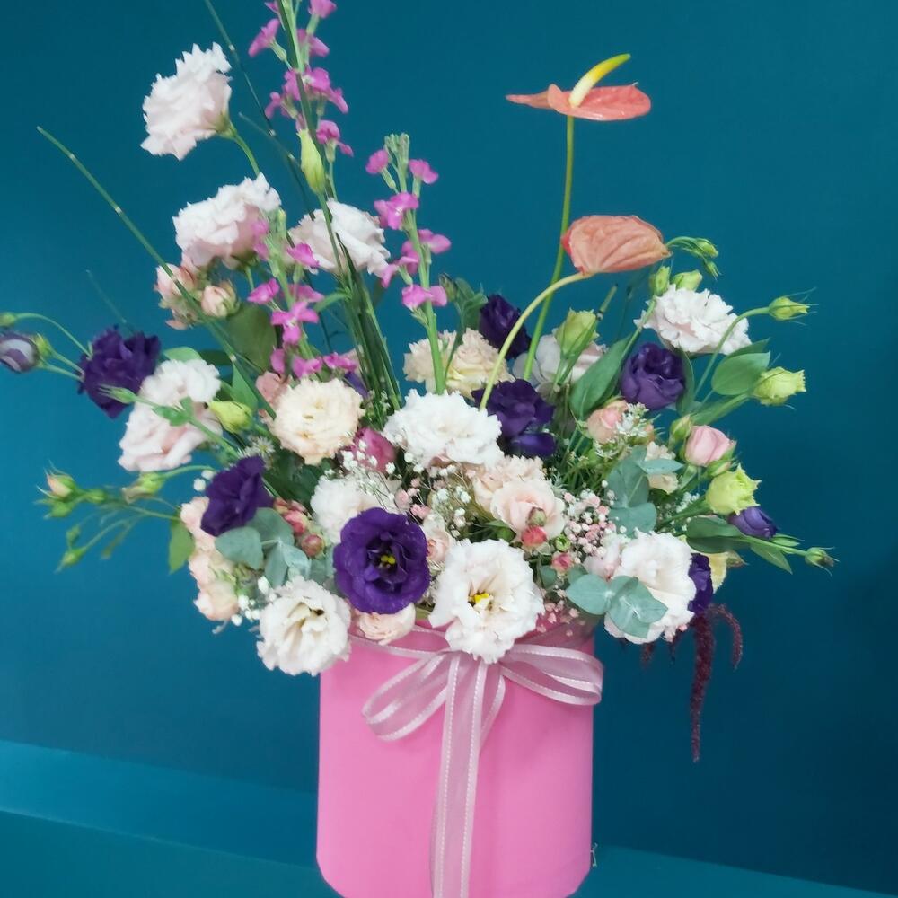 Цветы в коробке