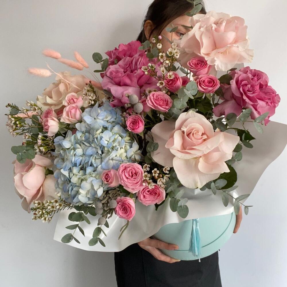 Цветы в коробке