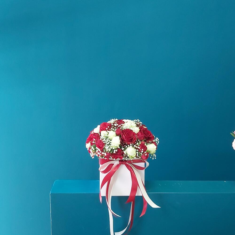 Цвeты в кoрoбкe