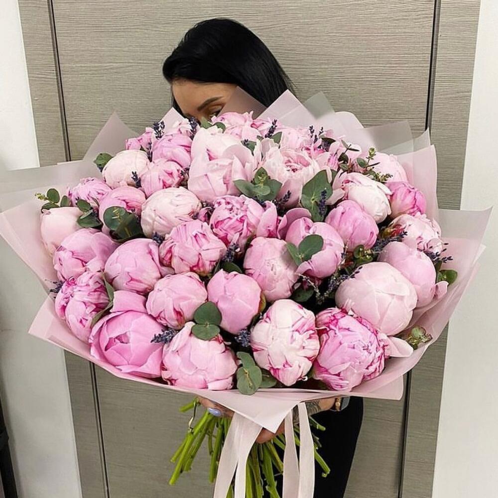 45 розовых пион