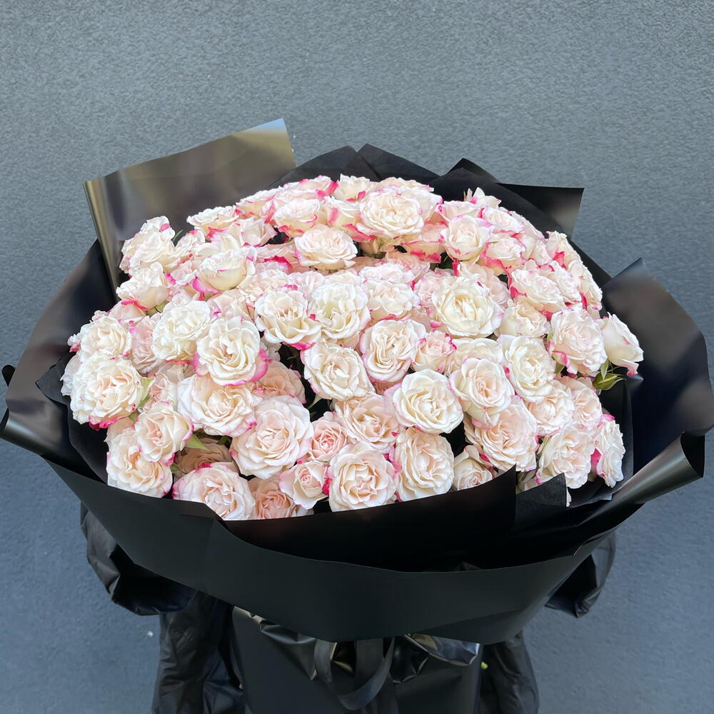 Троянда сорту Reflex