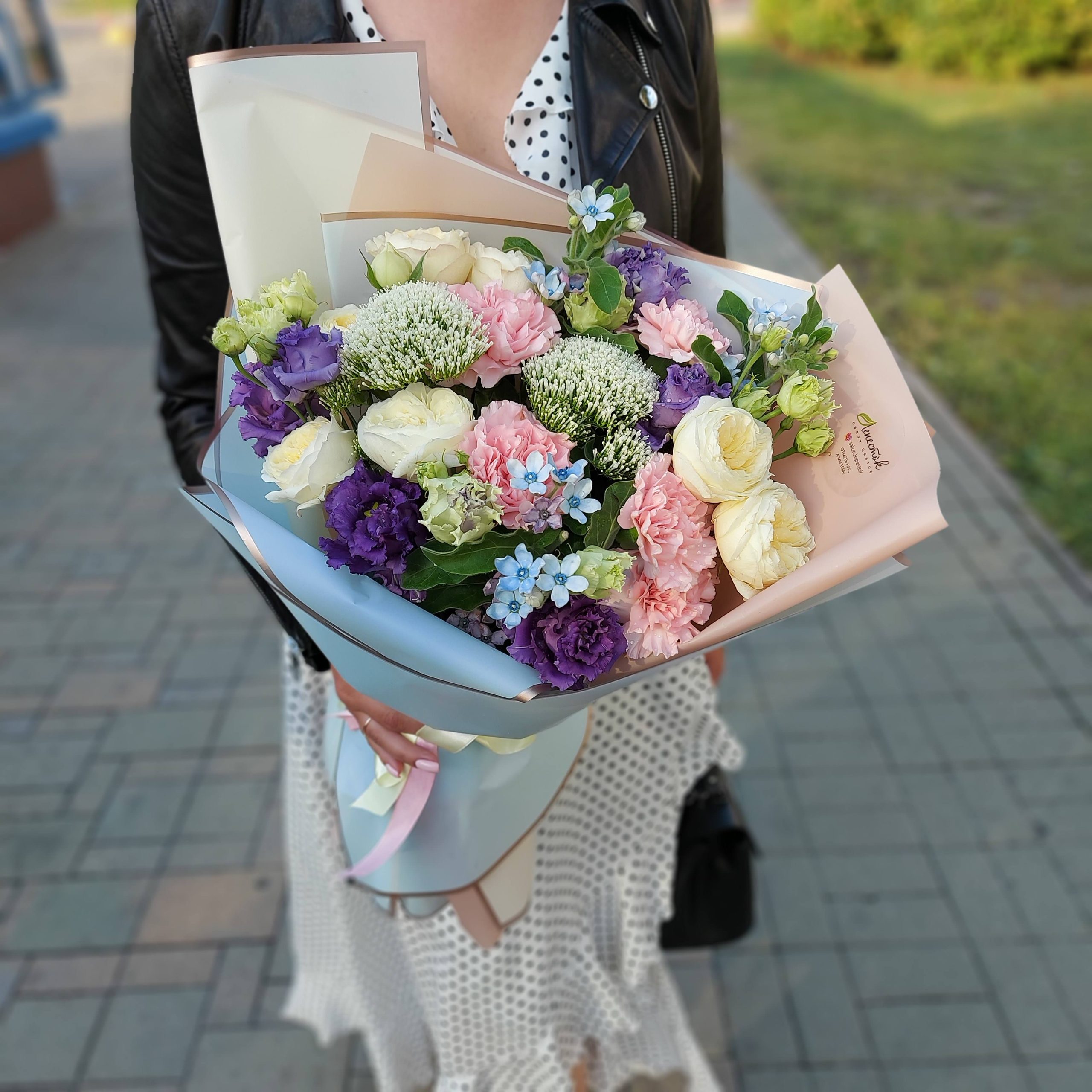 a0ae7794-8ba7-4c45-bb83-d0d328fa65db